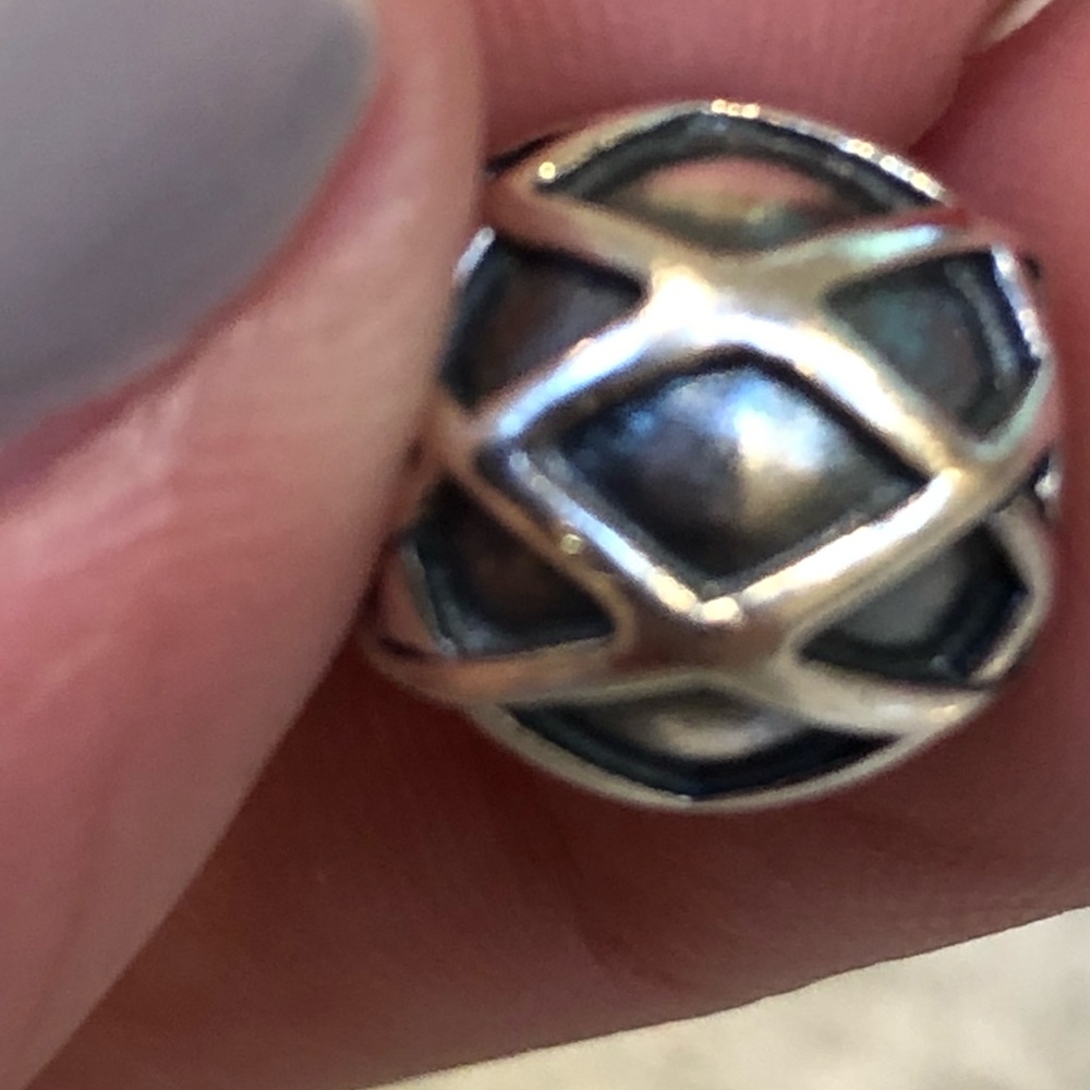Authentic‎ Pandora sterling silver bead - Picture 2 of 3